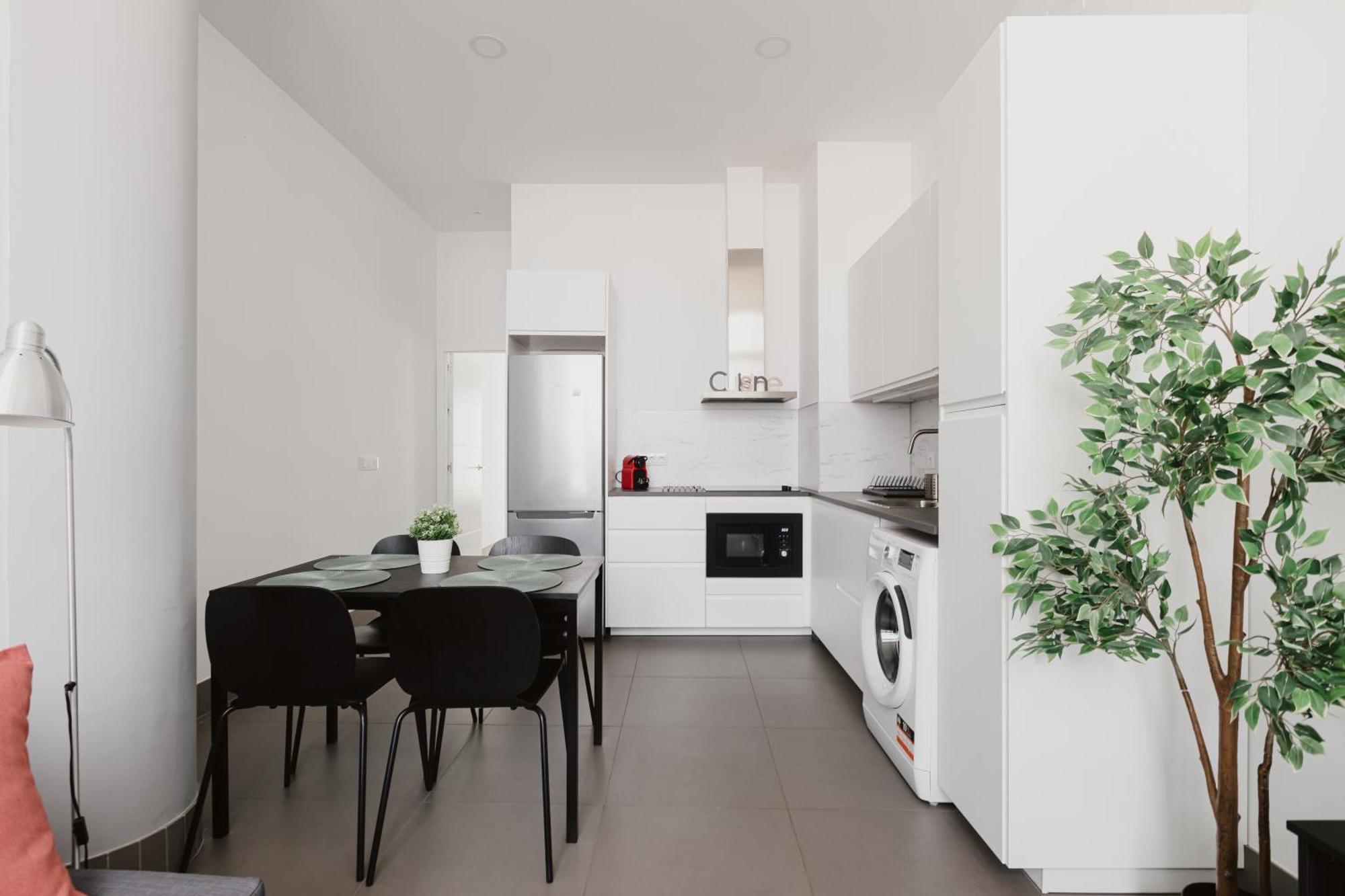 Apartment Quiet Terrace In Triana Close To The River *