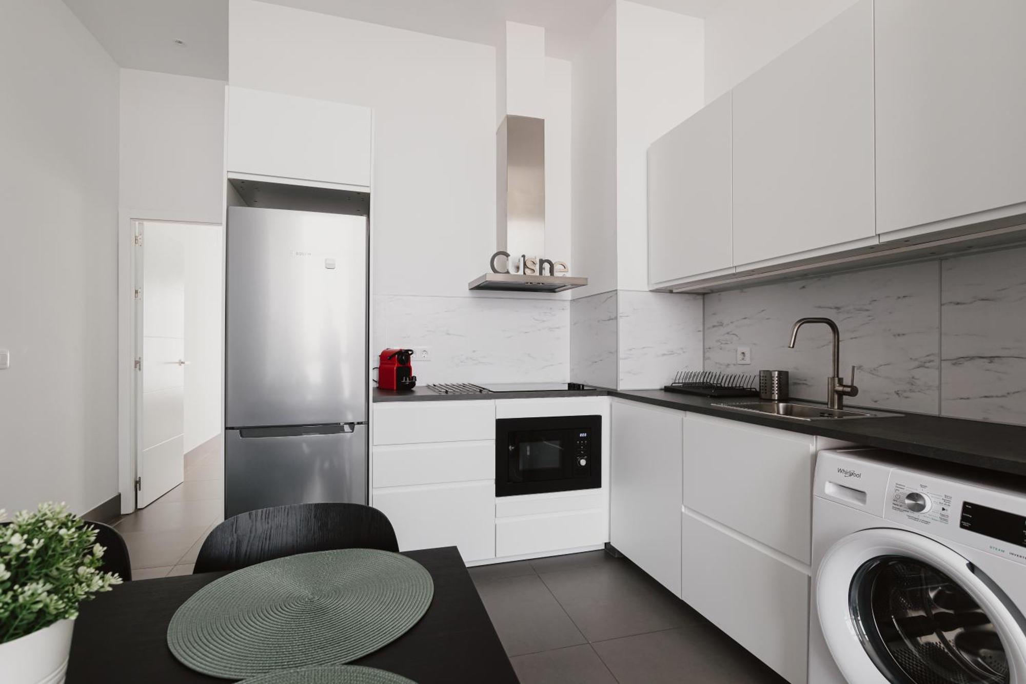 Apartment Quiet Terrace In Triana Close To The River